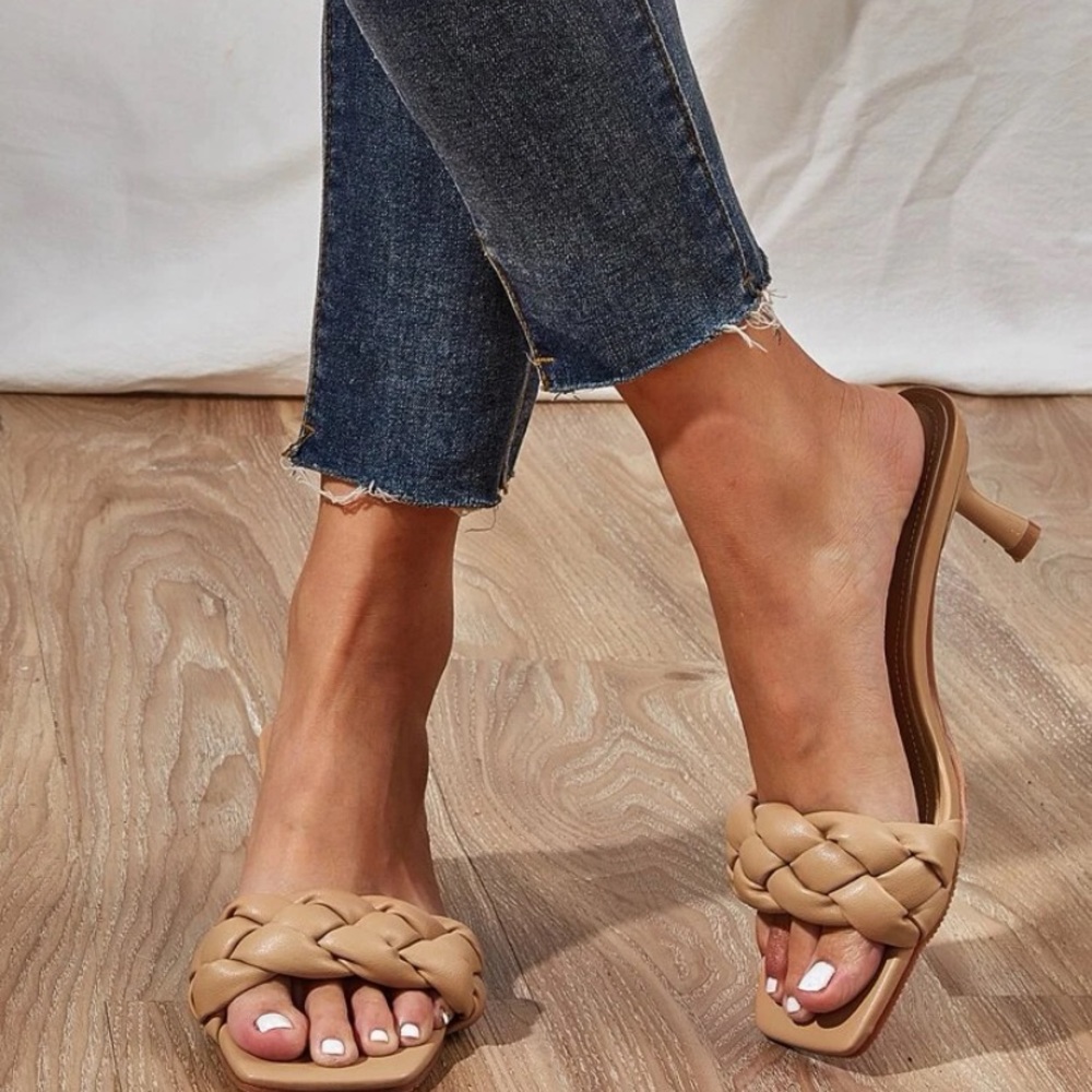 Braided Heels - Picture 3 of 5